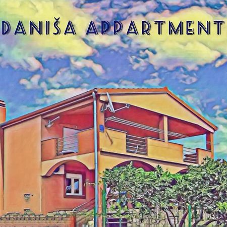 Danisacroatia Appartement Maslenica Buitenkant foto