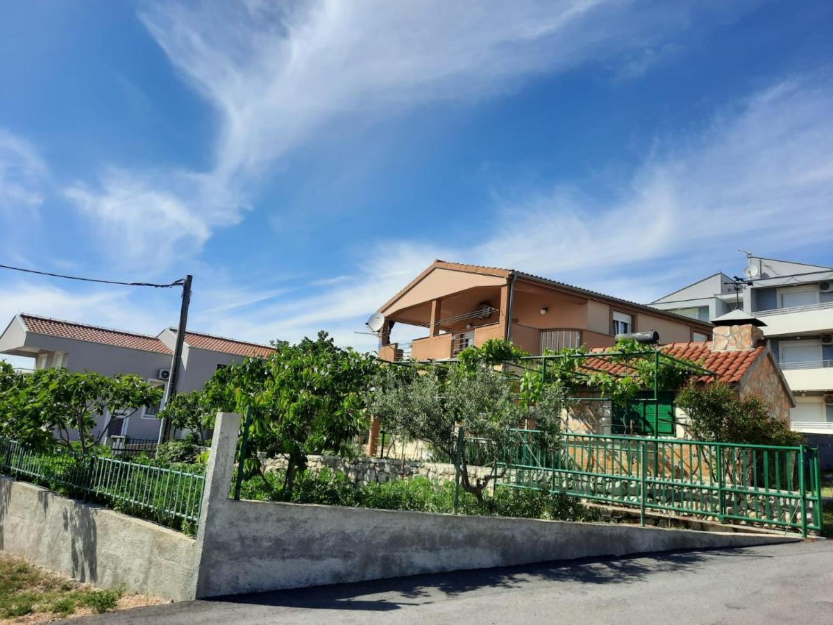 Danisacroatia Appartement Maslenica Buitenkant foto